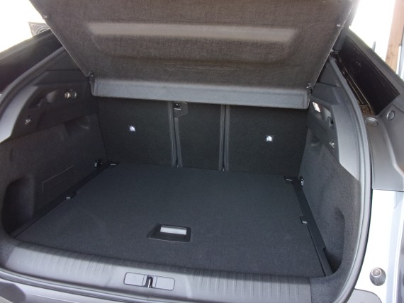 PEUGEOT 3008 NOUVEAU 3008 hybride-020.jpg